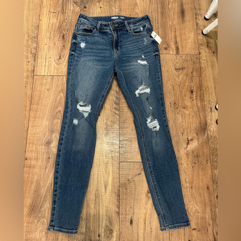 NWT Old Navy Rockstar Super Skinny Midrise Jeans